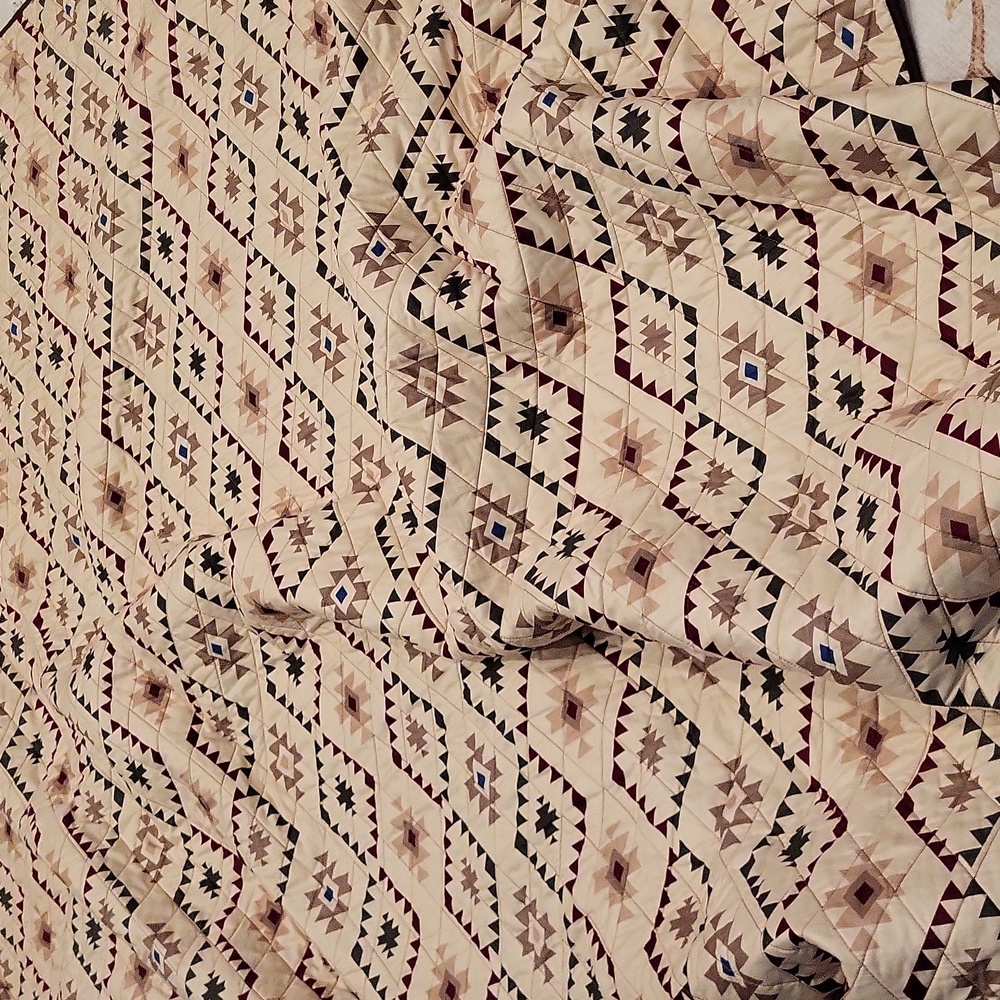 Donna Sharp Queen Quilt Set - Picture 3 of 7